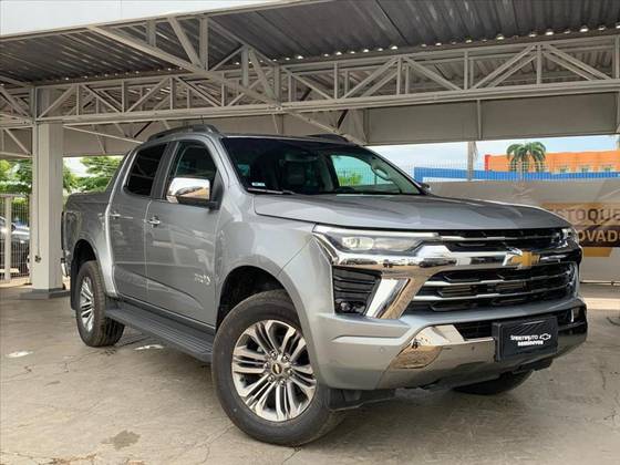 CHEVROLET S10 2.8 16V TURBO DIESEL HIGH COUNTRY CD 4X4 AUTOMÁTICO